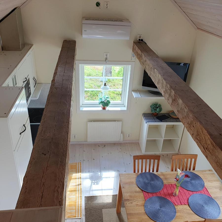 Cabin Near Lake And Beautiful Nature Reserve. Bodafors エクステリア 写真